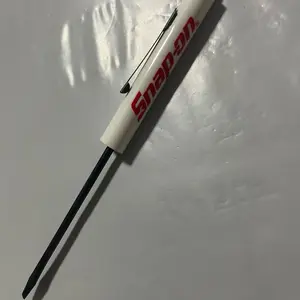 Snap-on White Flat-Head Magnetic Screwdriver with Black Accents and Red Logo, Hardware Tool for Small Spaces Use, Magnetic Screwdriver Tools