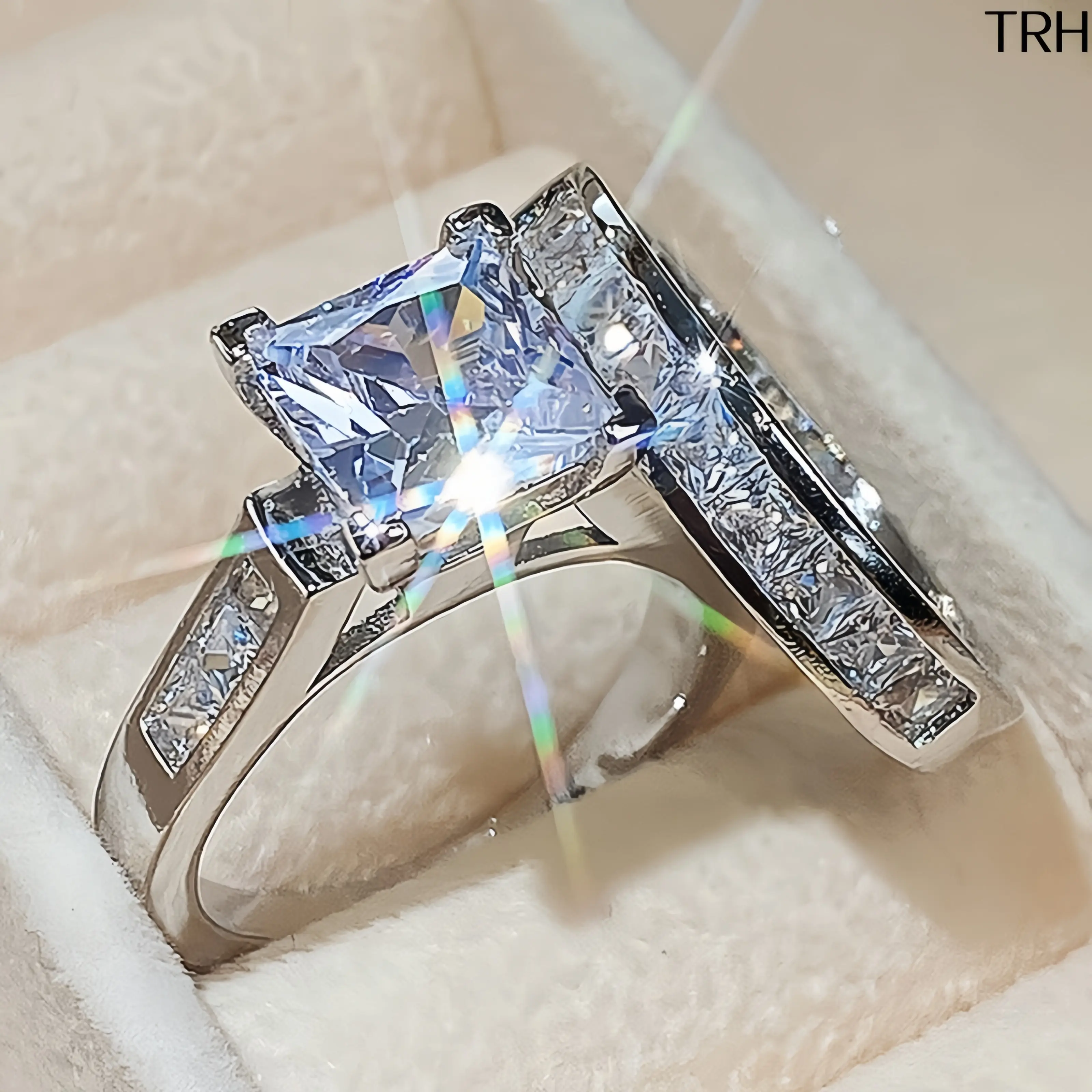 Women Princess Cut Cubic Zirconia Ring Set, Two‑Piece Stackable Matching Bands with Side Inlaid Square Zirconia, Silver & Gold Tone Shiny Electroplated Wedding Jewelry, Luxury Bridal Style Anti‑Tarnish Rings for Engagement Anniversary Valentine Gift