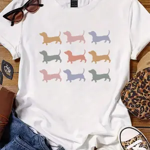 INAWLY Women's Dachshund T-Shirt - Cute Dachshund Mom Crewneck for Dog Lovers, Funny Doxie Mama Tee, Perfect Dachshund Owner Gift