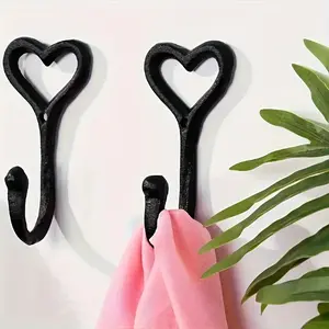 1/2/4 creative vintage heart-shaped cast iron triangular hooks for wall mounting, door-back coat hooks, rustic European-style heart-shaped door hooks, includes mounting screws