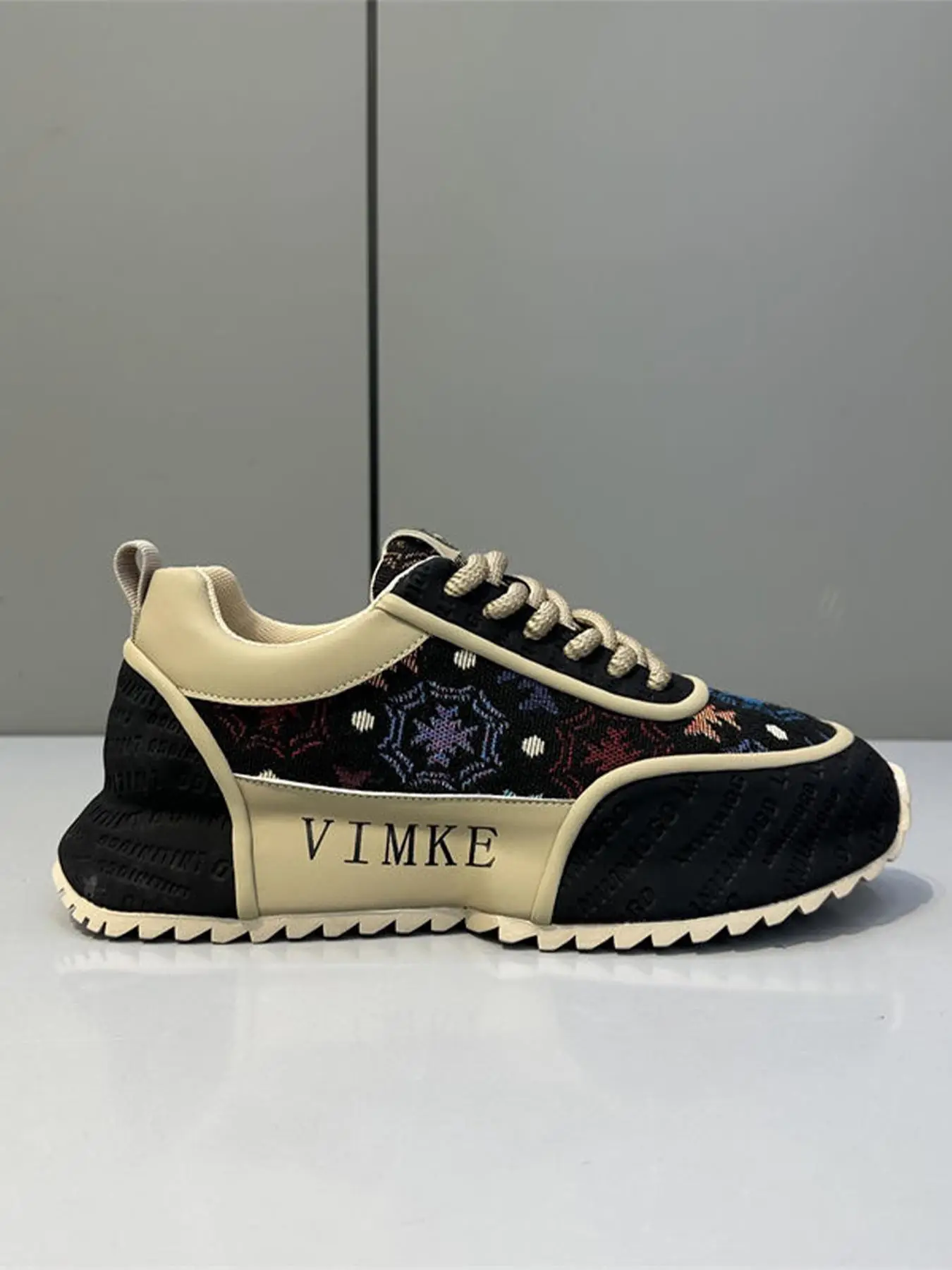 Men's Fashionable Patchwork Letter Design Lace Up Sneakers, Casual Comfortable Breathable Sports Athletic Running Shoes, Male All-match Round Toe Shoe