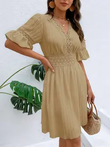 A women's solid color lace spliced flared sleeve elegant fashion V-neck waist-cinching dress, suitable for summer, daily casual wear, dates, gatherings, and vacations.