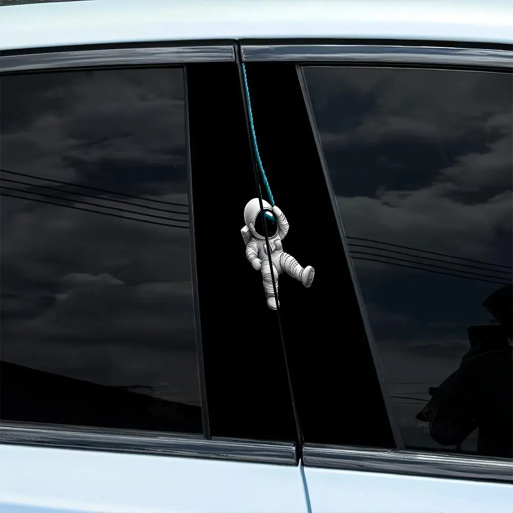 Cute Astronaut Pattern Car Decorative Sticker, Waterproof & Scratch Resistant Car Decal, Universal Car Exterior Decoration Accessories, Vehicle Exterior Decoration for Car & Laptop, Decal For Cars, Car Window Decal, Windshield Sticker