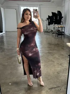 Beatriz Mesh Mididress - Soft Stretchy Material True to Size Not See Through Model Wore Small