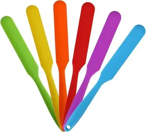 3PCS Breakfast Sandwich Silicone Squeegee Nursing Dough Cutter Bench Scraper for Cakes Dye Brush and Comb Hair Dye Applicator Brush Silicone Scraper Hair Dye Brush Tool Frosting Bakeware Utensils