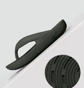 These couple flip-flops are so comfortable! Ag+ Antibacterial Cloud Slides