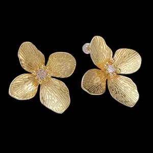 La Fleur Stud Earrings for Women - Elegant and Stylish