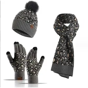 Moudifer Winter Set Leopard Style