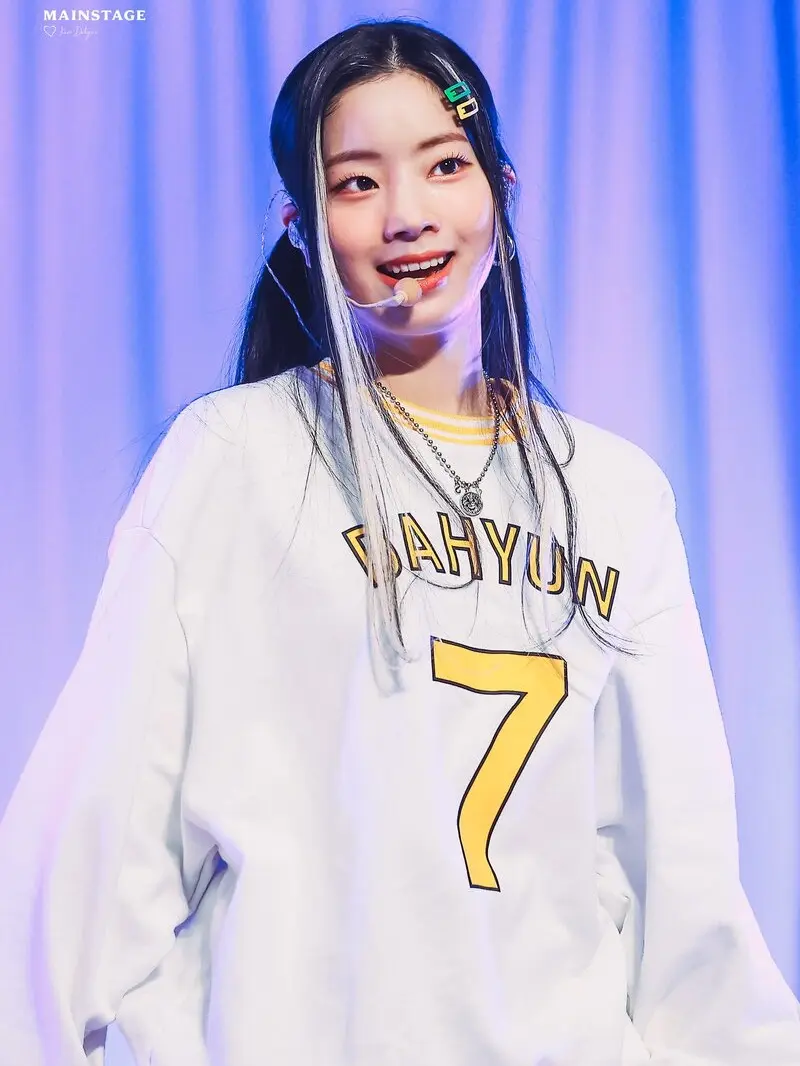 TWICE (DAHYUN) K-POP ONCE AGAIN FANMEET FANCLUB ONCE 4TH