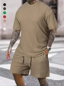 Men's casual short sleeved jacquard shirt set with geometric bubble texture design, perfect for wearing on Hawaiian beaches