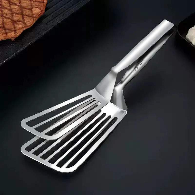 304 Stainless Steel Fish Spatula Tongs, Multi-functional Food Turner, One-Piece Design with Slotted Surface for Draining, Perfect for Frying, Grilling, Serving