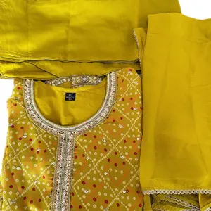 Chunri Print Kurtha Suit Set with Moti/Jari Work - Women's Traditional Clothing