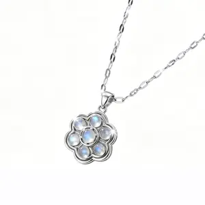 NecklaSpinning Natural Blue Flash Gray Moonstone Rotating Pendant Necklace Hollow Luxury Crystal Silver Necklace Anxiety Relief Fidget Jewelry Birthday Gift For Women