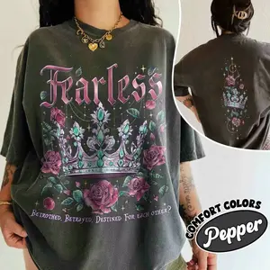Women’s Casual “Powerless” Bookish Comfort Unisex T-Shirt, Fantasy Book Fan Gift, Fearless Lauren Book Tee, Funny Outfit Streetwear T-Shirt