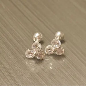 950 Silver Stud Earrings with Zircoins 0.7cm Elegant Floral Design for Women