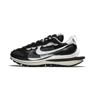 VaporWaffle "Sacai - Black White" CV1363 001