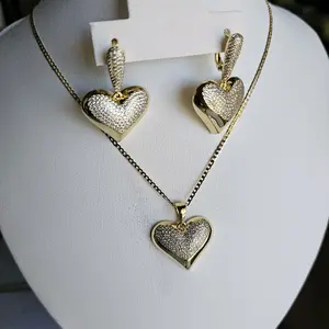 Elegant Heart Jewelry Set with Earrings Pendant and Chain for Women