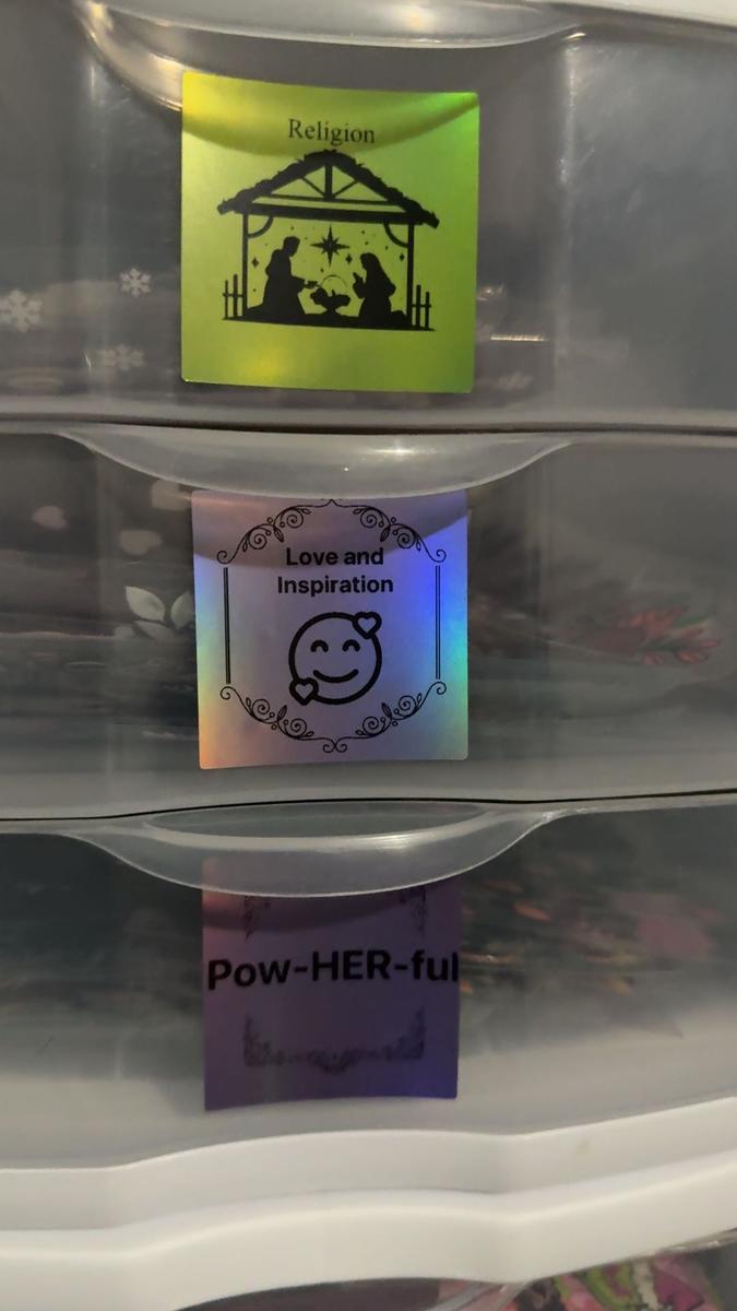 Item: 5 Color-Holographic