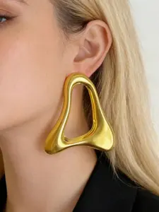 Exaggerated Asymmetric Hollow Out High Quality Earrings for Women, Asymmetric Design, Statement Jewelry, Fashion Accessory, Perfect for Parties and Daily Wear