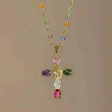 Fashionable Colorful Rhinestone Cross Pendant Necklace for Women, Cross Necklaces, Elegant Statement Jewelry, Perfect for Parties and Daily Wear