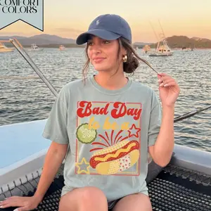Comfort Colors Bad Day to be a Hot Dog Funny 4th of July Summer Tee, Trendy Shirt for Women Unisex Menswear Womenswear Graphic Tops U54