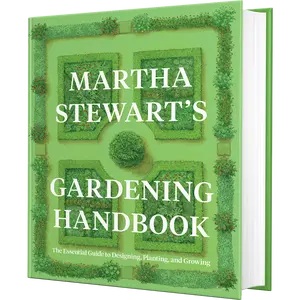Martha Stewart's Gardening Handbook: The Essential Guide to Designing, Planting, and Growing by Martha Stewart [Hardback Book]