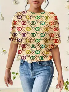 Women's Geometric Pattern Colorblock Letter Print Round Neck Sweater, Fall Winter Casual Fitted Batwing Short Sleeve Knit Top, Comfortable Warm Clothing, Knitwear