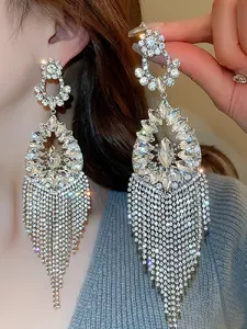 Large Crystal Flower Dangle Earrings for Women, Perfect for Wedding Party Evening Wear, Casual Style Zinc Alloy Chain, All Seasons, Shining Earrings