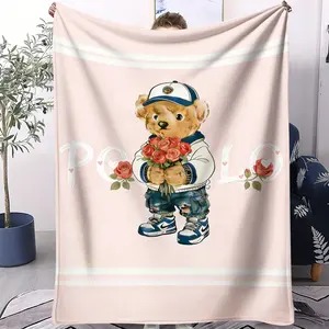 Pink hand-held rose bouquet teddy bear printed pattern for you, suitable for all seasons, suitable for beds, sofas, cars, room decoration and gifts, suitable for children or adults, Lightweight Throw Blanket