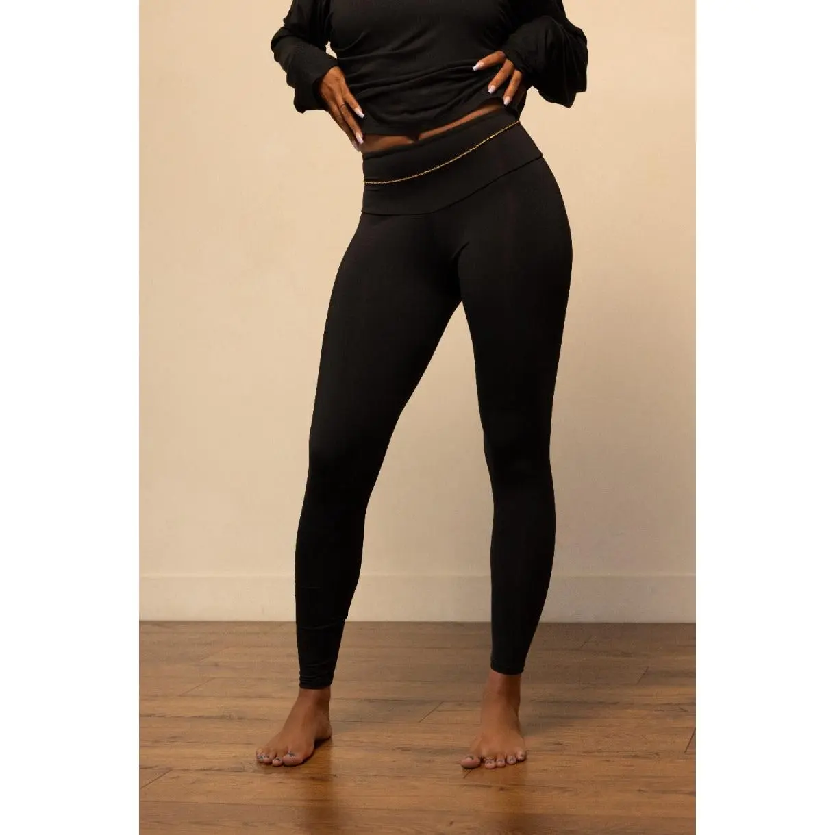 HOT GIRL LEGGING - BLACK