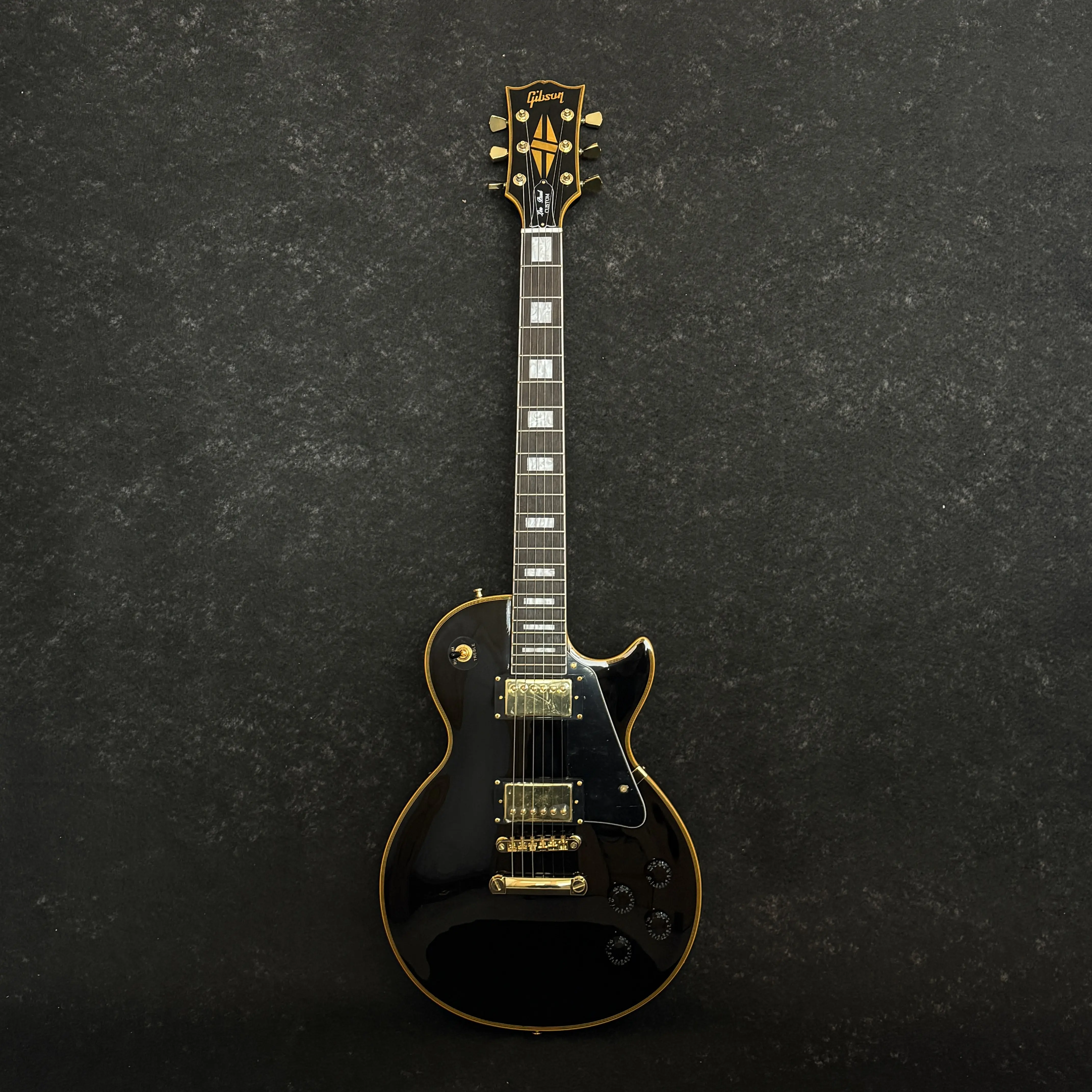 Gibson Black Custom LP Electric Guitar, Rosewood Fingerboard, Mahogany Body, HH Pickups, Gold Accessories, Fixed Bridge, for Professional Heavy Metal Rock Performance