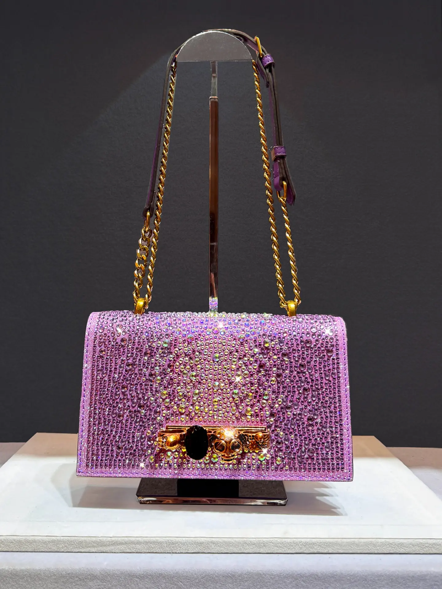 Women's Elegant Rhinestone Handbag, Custom Wedding Bridal Clutch, Chain Shoulder Crossbody Bag, All Seasons Fashion Accessory, Lightweight crossbody bag, Crossbody Shoulder Purses, Fashion Crossbody Bags, Fashionable Bag