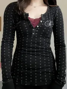 Women's Polka Dot Henley Button V-Neck Long Sleeve Stretchy Fitted Top, Sweet Print Slim-Fit Ribbed T Shirt, Soft Stretch Fabric, Ideal for Retro Casual & Daily Outfit