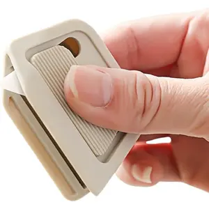 Box Cutter with Rust-Resistant Ceramic Blade, Daily Carry Tool for Opening Boxes, Cutting, Adjusting Milk or Juice Carton Size, Compact Portability