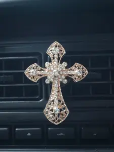 Diamond-encrusted cross perfume clip for car air vents, car fragrance diffuser, Car Aroma Diffuser, car interior decoration, car ornament.