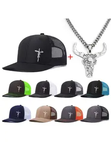 Unisex Baseball Cap Mesh Hat & Bull Head Necklace Set, Casual Fitted Design, All-Season Wear, Random Print Pattern, Ideal for Men & Women, Snapback Trucker Hat