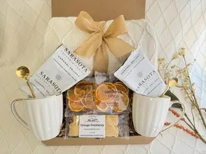 Christmas Gift Box for Her Holiday, Housewarming Gift Set, Engagement Gift Basket, Anniversary, Date Night Gift Box for Couples, Gift Basket for Christmas, Best Friend Gift, Friends, Parents, Gift Basket for Couples | Trendy Gift Box