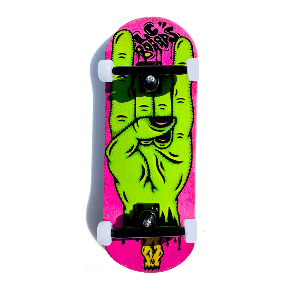 LC BOARDS 98X34 COMPLETE FIST GRAPHIC FOAM GRIP TAPE