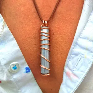 Zinc and Copper Pendant Necklace 2 Inches - Collar Pendiente de Zinc y cobre 2 pulgadas.