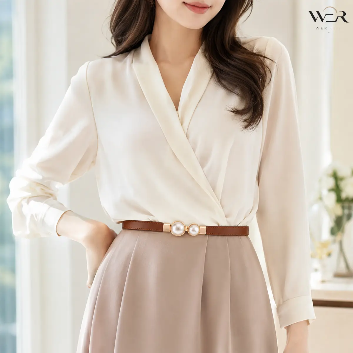 Elegant Faux Pearl Waist Belt for Women - Slim Elastic Stretch Band with PU Leather, Gold-Tone Hardware for Casual & Formal Wear