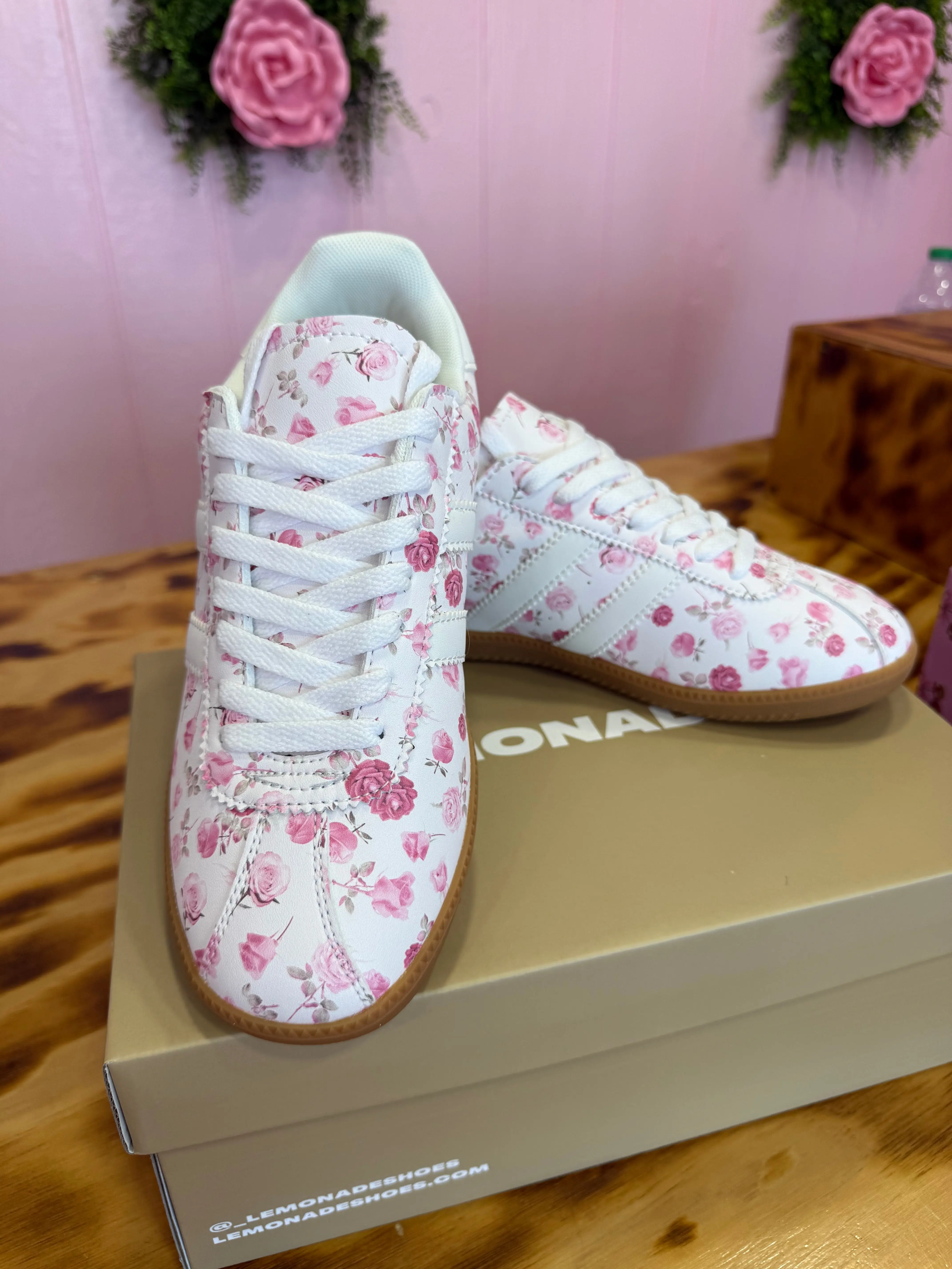 maison margiela tabi sneakers - TikTok Shop