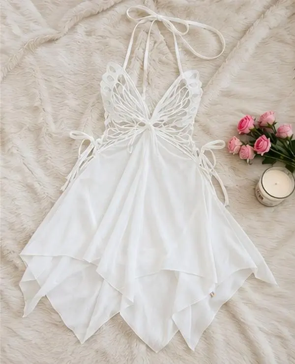 Women’s White Butterfly Lace Babydoll Lingerie Dress, Halter Neck Sheer Mesh Nightwear with Side Ties, Flowy Asymmetrical Hem, Romantic Bridal Sleepwear Gift  ：
