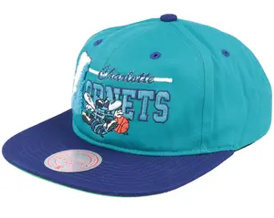 MENS MITCHELL & NESS NBA VARSITY LETTER SNAPBACK HWC HORNETS