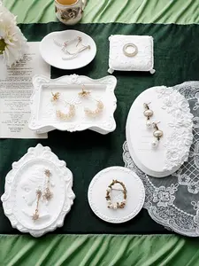 Jewelry Display Stand Gypsum Rose Vintage Jewelry Tray Plate Storage Showcase Necklace Photography Prop, Decorative Accessory