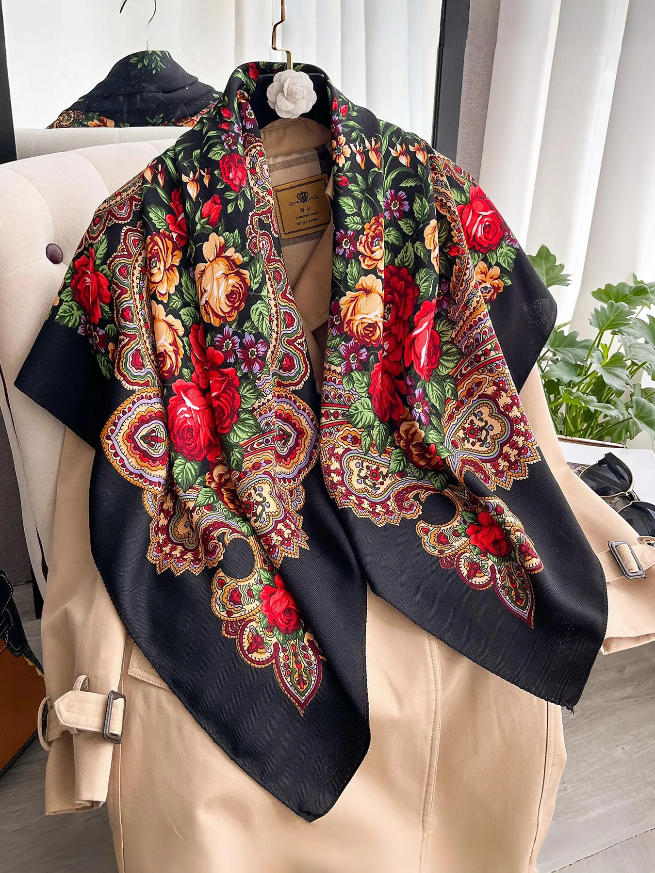 Bohemian Floral Print Scarf, Fashion Head Wrap, Multifunctional Square Towel, Outdoor Sun Protection Shawl, All Seasons Wear, Fashion Hair Scarves, Headscarf