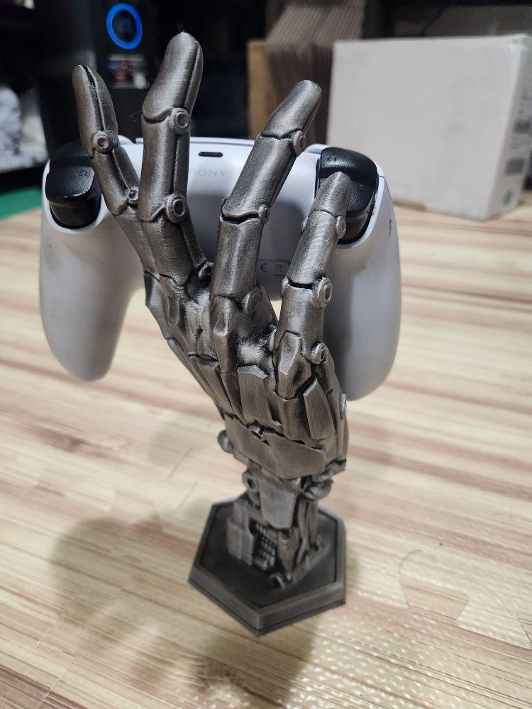 Robot Hand Controller Holder Fits Most Standard Controllers for Enhanced Gaming Experience