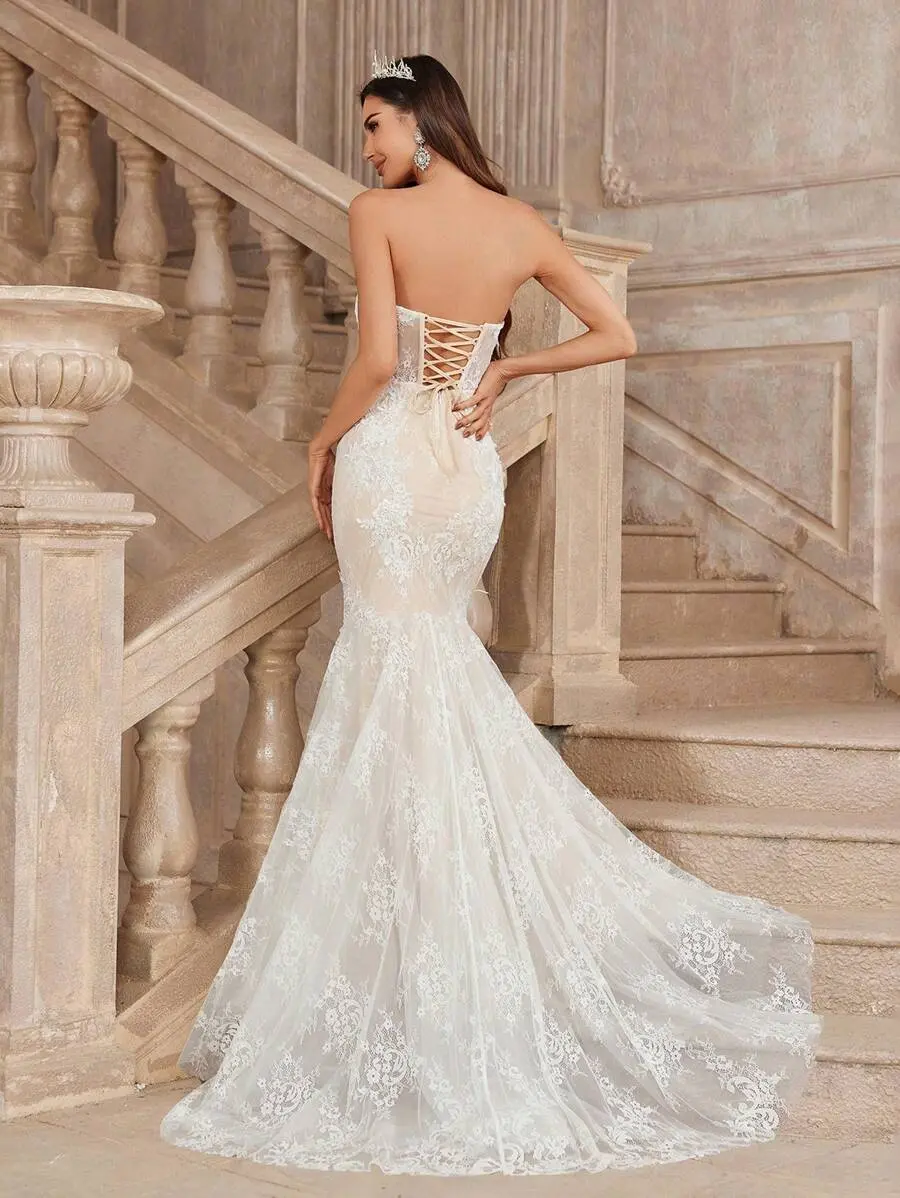 Elegant And Gorgeous Sexy Strapless Dress With Colorblock Contrast Lace Detailing And A Classic French Style Sheer Lace Bodice, Boning And Scalloped Hemline, Fishnet Tulle Mermaid Dress With Long Train Wedding Dress White Bridal Dress,Bride, For Valentine