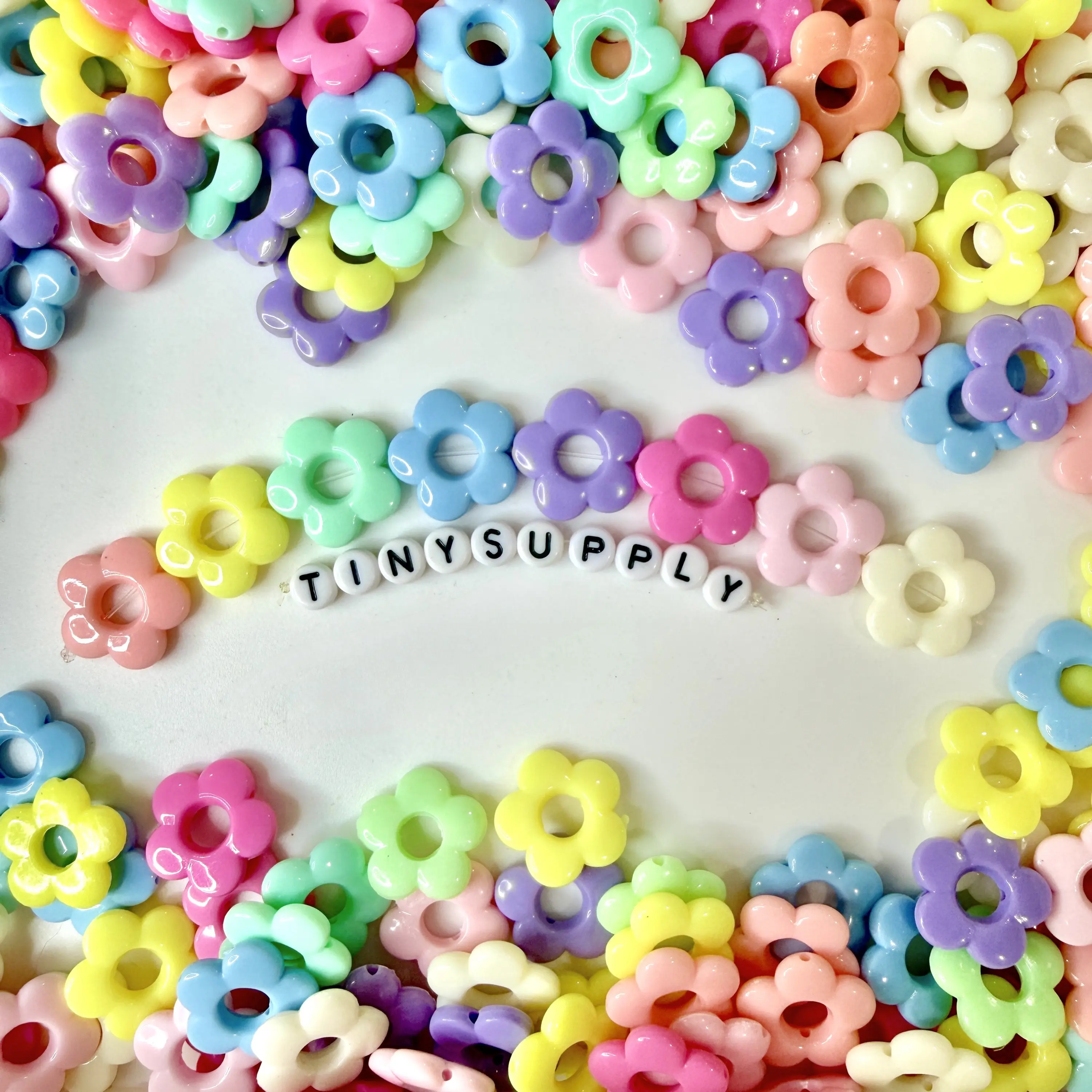 Chunky 19MM 90's Themed Acrylic Flower Bead (Fits 6mm bead)