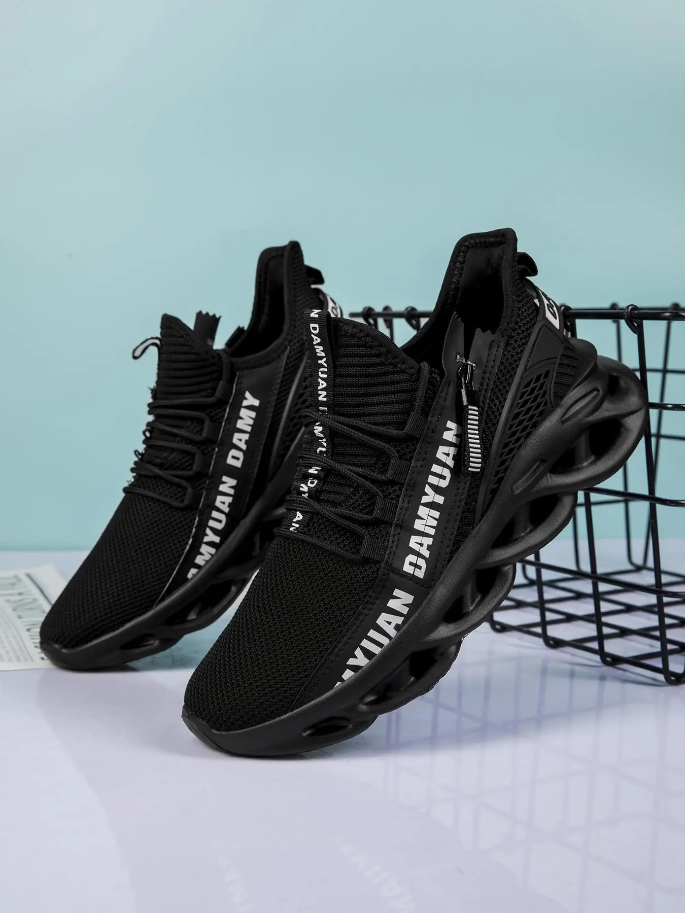 Men's Fashionable Letter Print Lace Up Low Top Sneakers, Designer Shoes, Casual Comfortable Sports Shoes, Breathable Sports Running Shoes, Male All-m