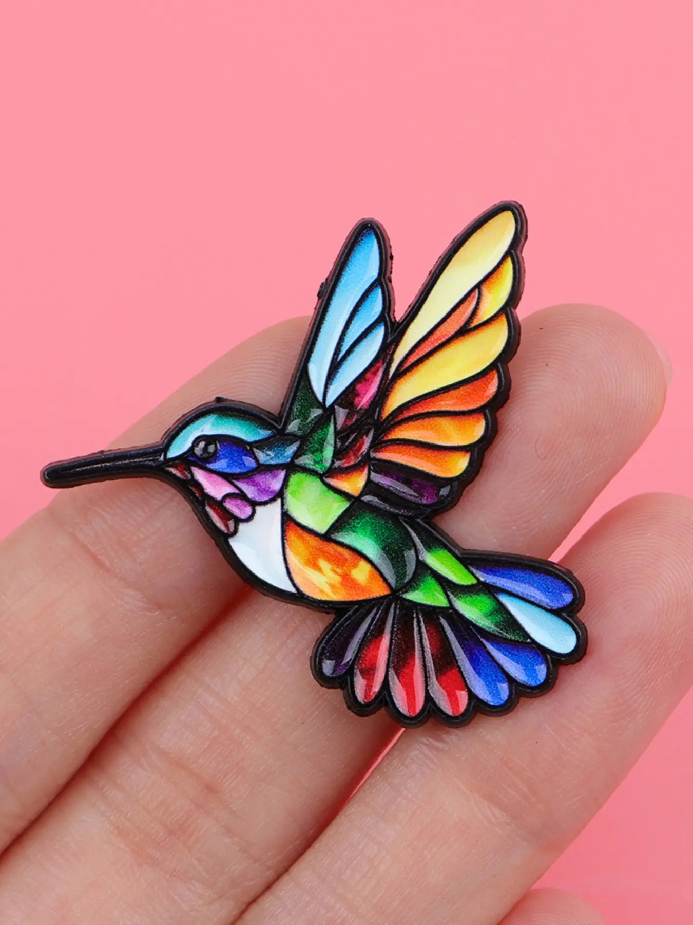 Colorful Feather Hummingbird Enamel Pin, Cartoon Animal Design Lapel Pin, Zinc Alloy Fashion Bag Accessory, Ideal Gift for Friends, Durable Metal Pins, Lapel Brooch, Brooch Pin Clip